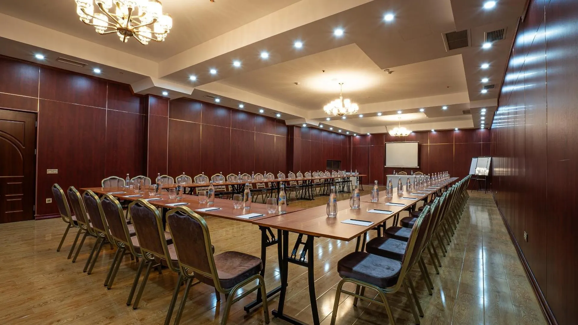 Panorama Lisi Grand Hotel Tbilisi