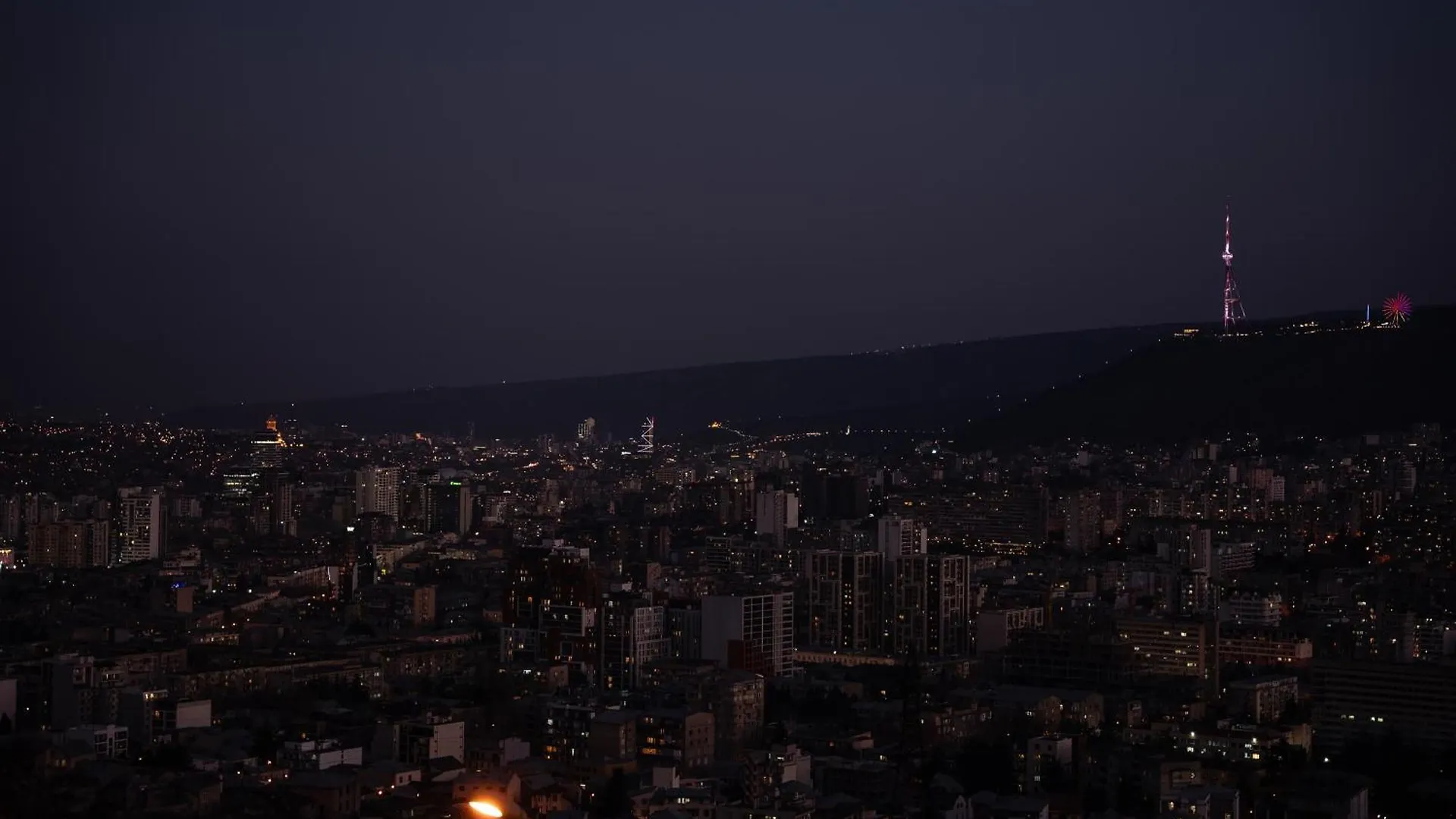 Panorama Lisi Grand Hotel تبليسي جورجيا