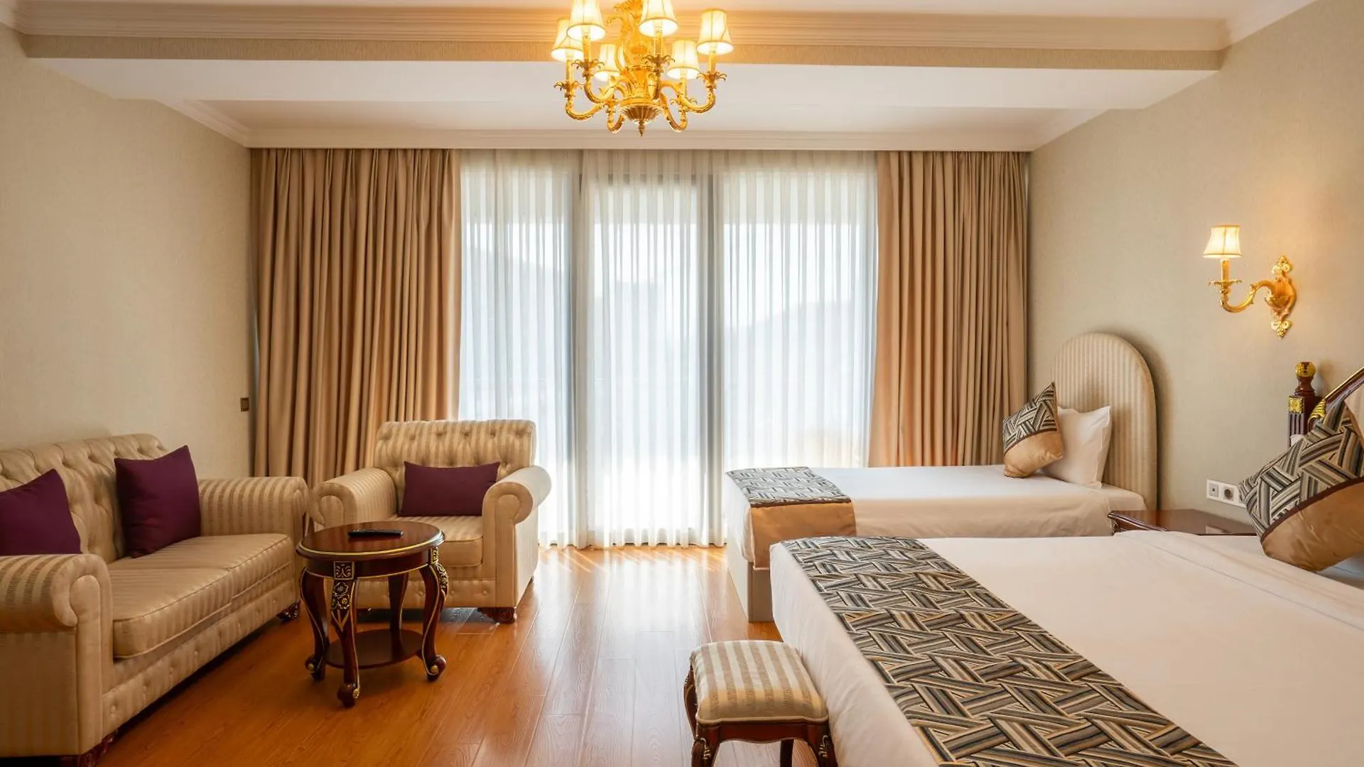 Panorama Lisi Grand Hotel تبليسي 5*,  جورجيا